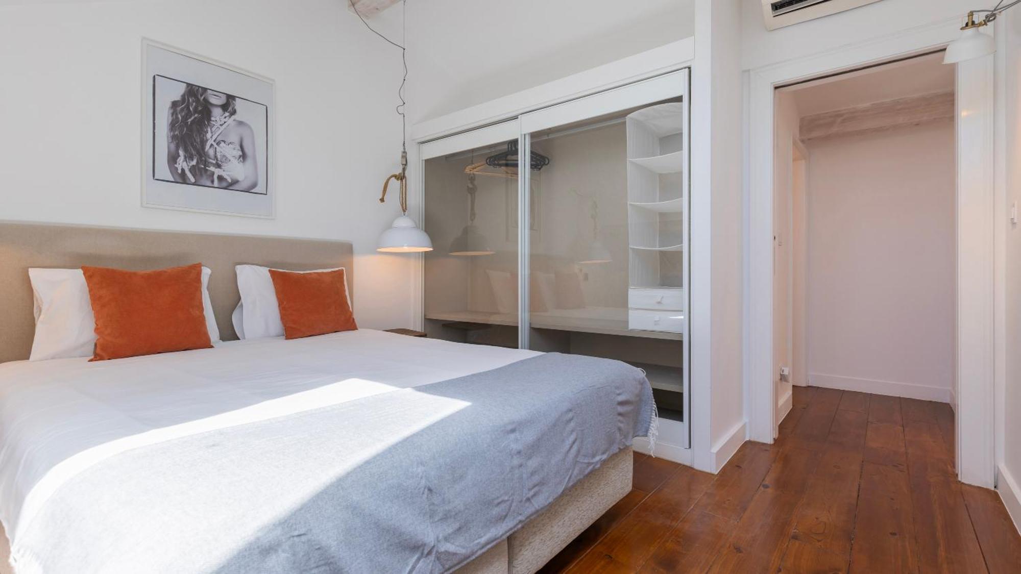 Charming 3Bdr Duplex In City Center By Lovelystay Lisbon Exterior photo